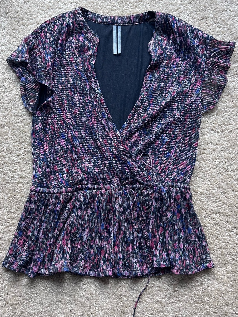 Anthropologie top with ruffle sleeves and tie waist